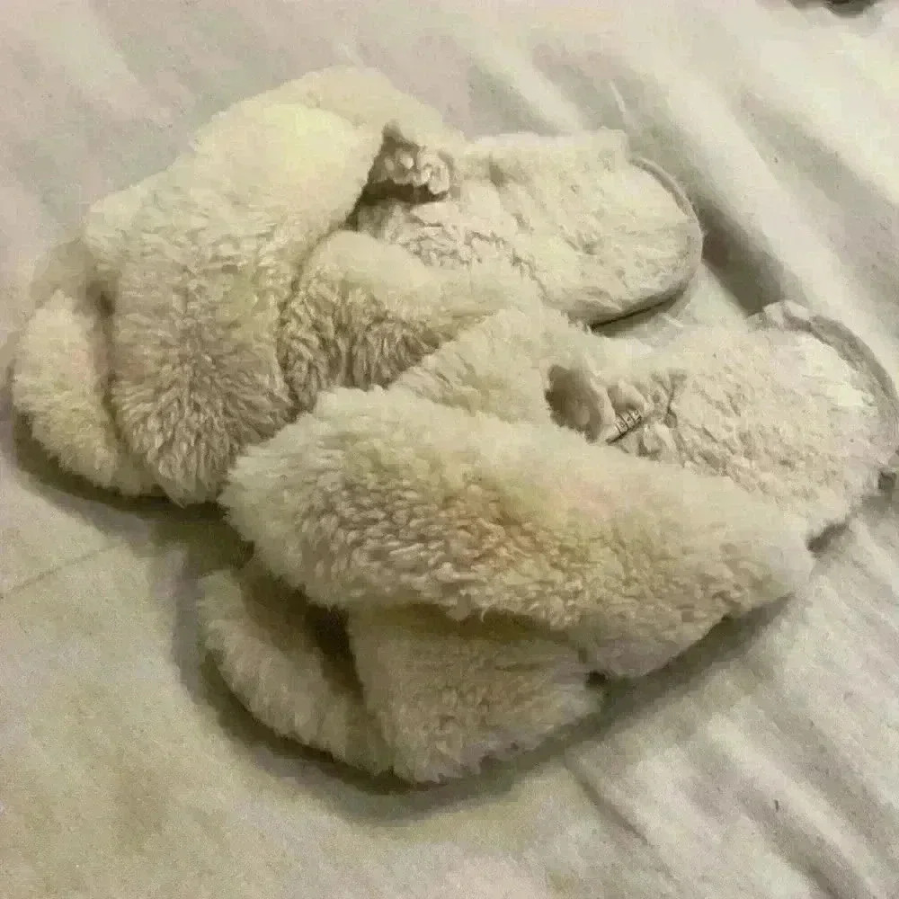 Emu Australia slippers size 7 - Picture 6 of 7